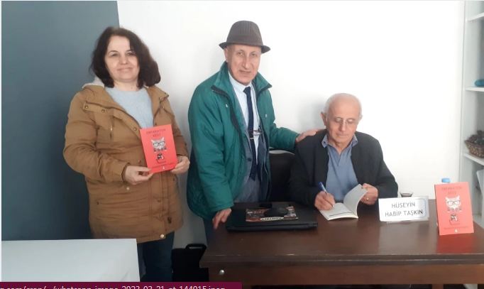 Hüseyin Habip Taşkın, son kitabı “İmparator Kedi” ile TÜYAP İzmir Kitap Fuarı’nda okurlarıyla buluştu.